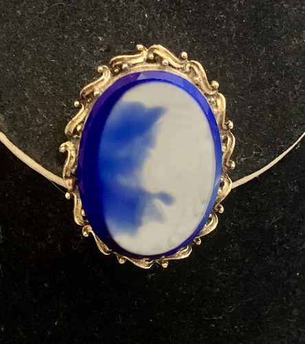 Stunning vintage blue glass - stunning,