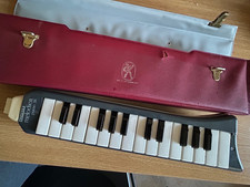 Hohner Melodica piano 26 needs
