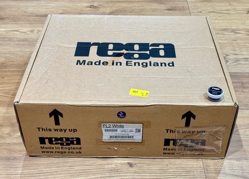 Rega planar gloss white with - 2,