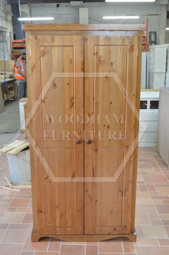 Handmade moroccan solid - solid, pine