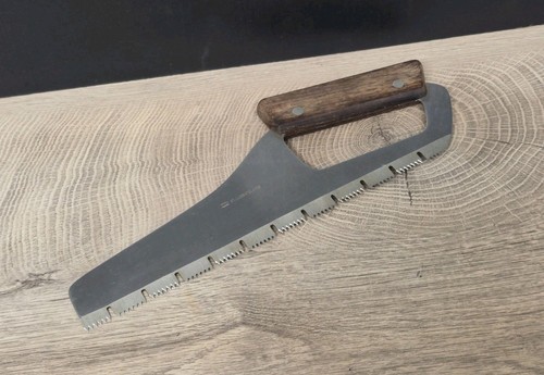 Vintage yax saw - meat, frozen
