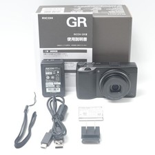 RICOH GR III 24.2MP APS-C