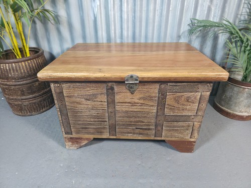 Vintage reclaimed rustic - vintage,