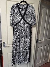 Wallis Fit & Flare Maxi Dress