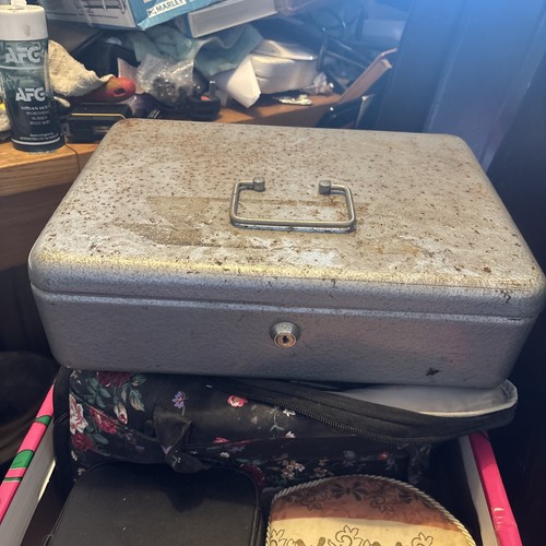Vintage metal cash box no - vintage,