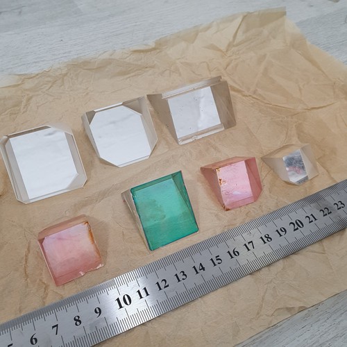 Optical glass prism - 7x,