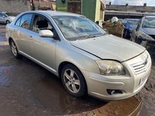 TOYOTA AVENSIS 2 LITRE DIESEL