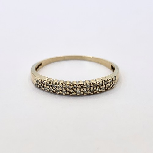 Diamond 9ct gold ring - diamond, pave