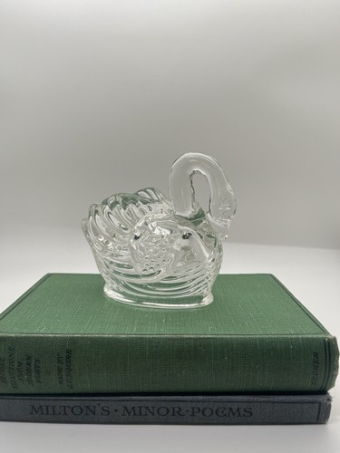 Vintage swan trinket - swan,