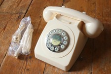 Reka Retro Corded Home