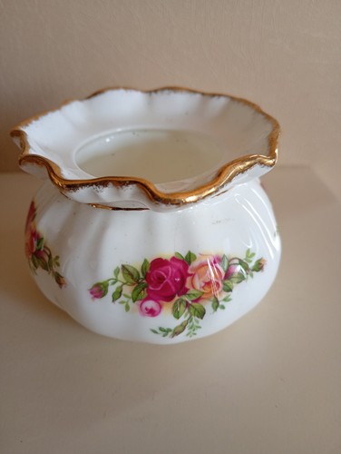 Beautiful vintage royal - royal, albert