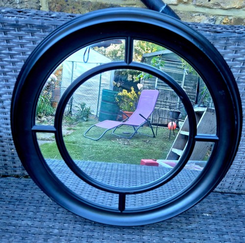 Large black plastic rimmed - black,
