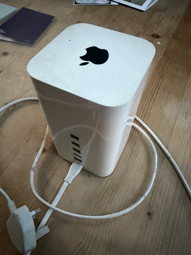 Apple airport wifi - apple,