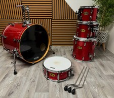 Pearl Vision Maple Drum Kit