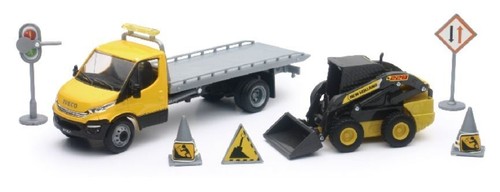 New holland diecast - new,