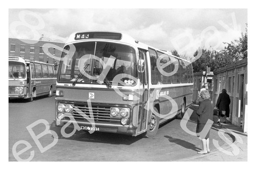 Bus photograph midland red - red, nbc