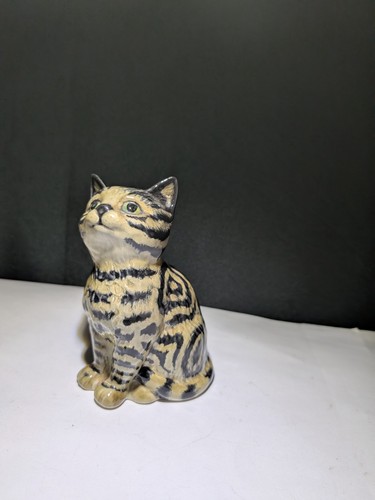 Rare beswick england grey - rare,