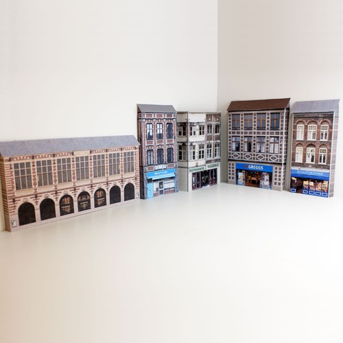 Gauge low relief - town, shop