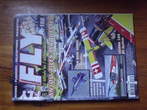Revue fly international - $$1,