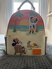 Mickey And Minnie Beach Day