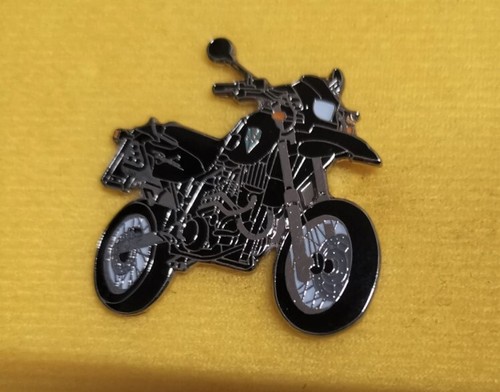 Baghira street lapel pin - as, mz