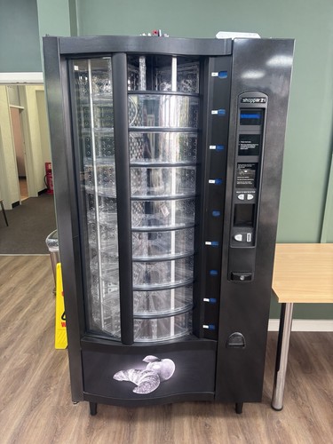 Shopper vending machine - shopper,