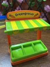 Happyland Greengrocers Early