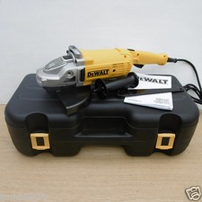 DeWALT DWE492K 9" 230mm