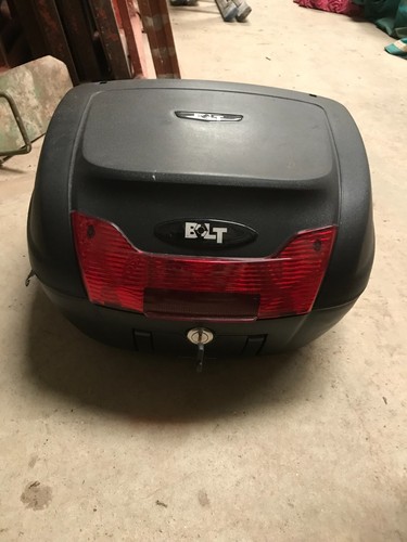 Top box with base - top,