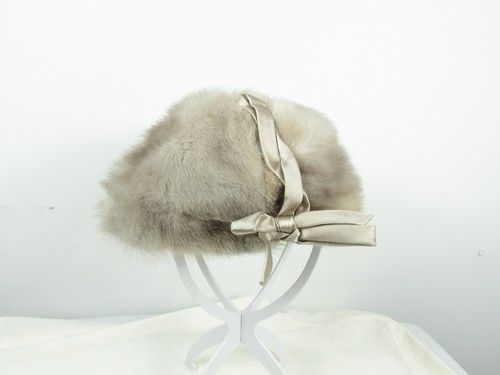Vintage 1970 womens grey fur - vintage,