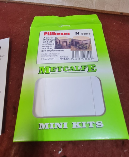 Metcalfe scale model card - n,
