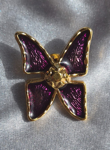 Yves saint laurent brooch - saint,