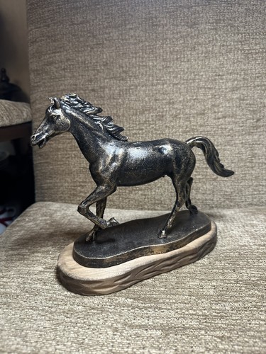 Bronze mare horse - bronze,