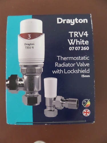 Drayton trv4 15mm angled valve - 15mm,