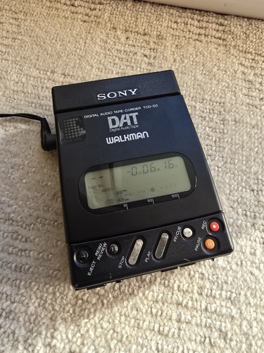 Sony tcd dat walkman - sony,