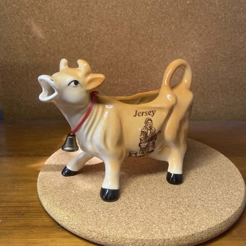 Jersey cow shaped - cow, creamera