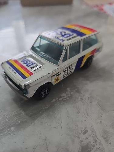 Burago range rover model - rover, 1/43