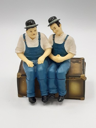 Vintage laurel and - vintage, hardy