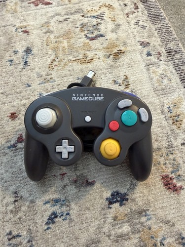 Genuine nintendo gamecube - genuine,