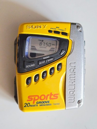 Super rare yellow - rare, sports