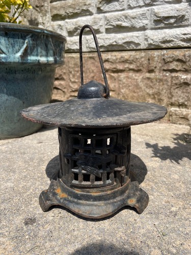 Antique japanese style cast - style,