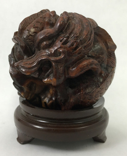 Dragon netsuke carved - dragon,