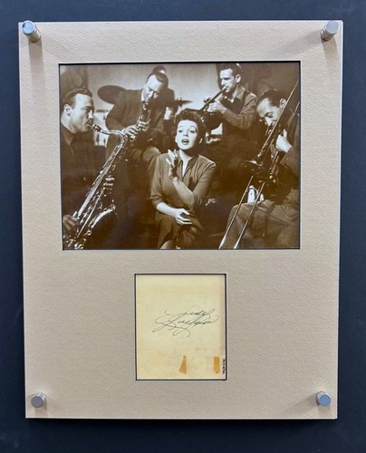 Judy garland autograph 1942 - autograph,