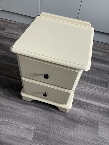 Bedside table laura - table, ashley