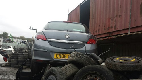 Astra front bumper door - front,