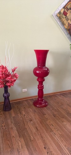 Massive red art - 55", glass