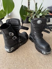 **GENUINE** NEW ROCK REACTOR BIKER Size 9 Leather Silver Buckle Boots BOXED 