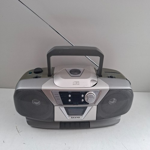 Sanyo mcd z90l portable - sanyo, cd