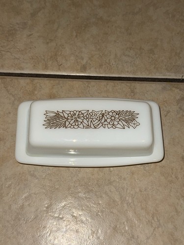 Vintage pyrex woodland covered - vintage,