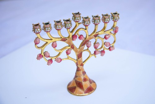 Hanukkah menorah hanukkiah - hanukkah,